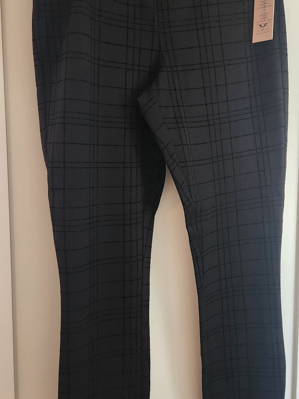 Nanette Lapore black on black plaid straight- leg pants, size M, NWT